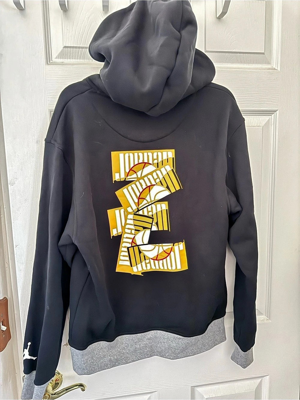 Nike Jordan Jumpman graphic hoodie Graphic Hoodie in Black & Gray Size Small NWT - Picture 2 of 3